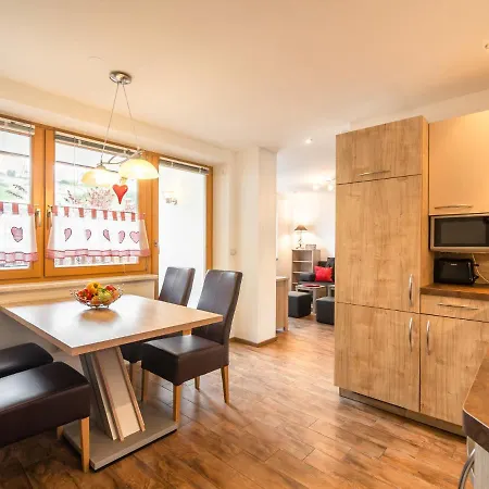 Haus Harmony V Apartment